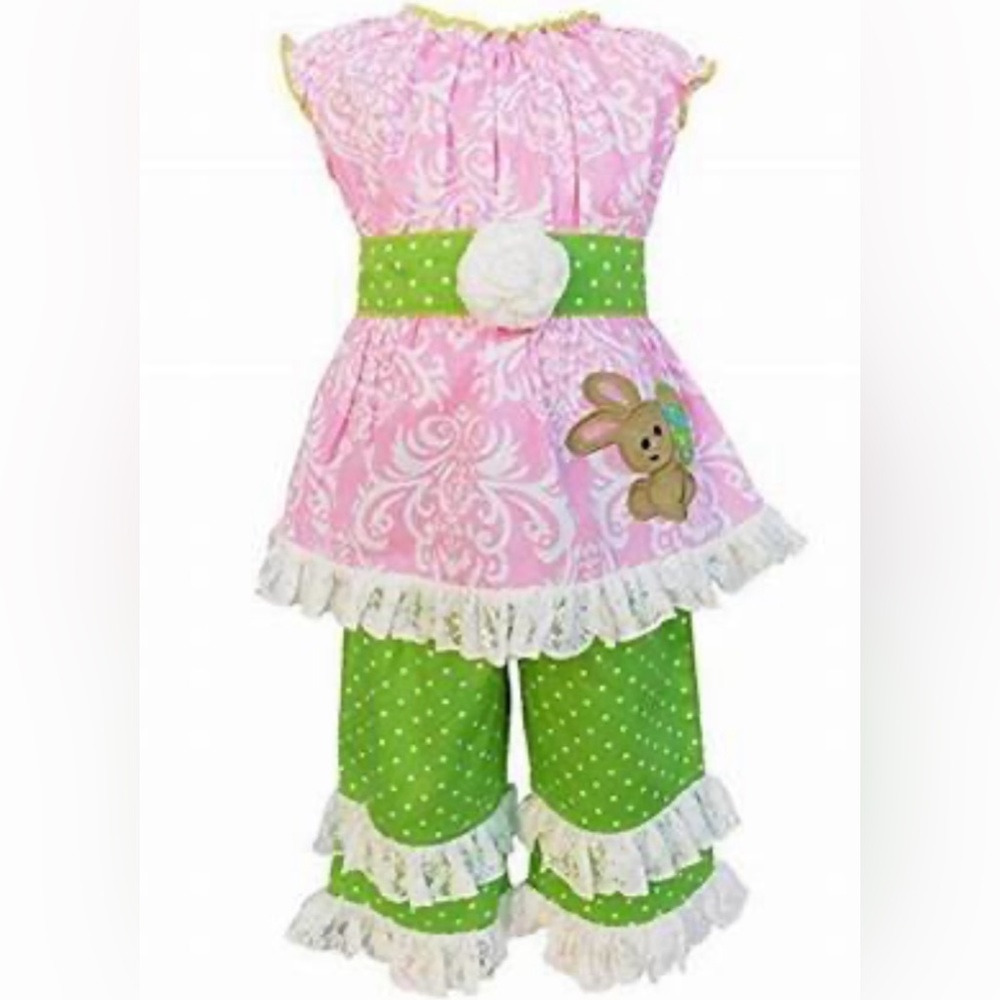 New Ann Loren Easter outfit size 7/8
Super cute ruffle pants.